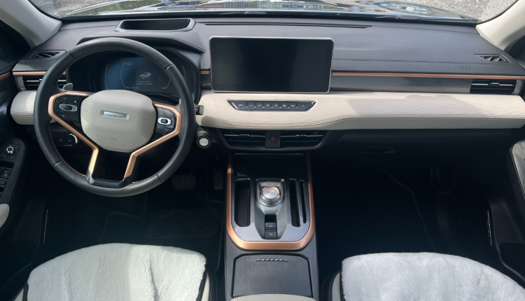 Haval Jolion