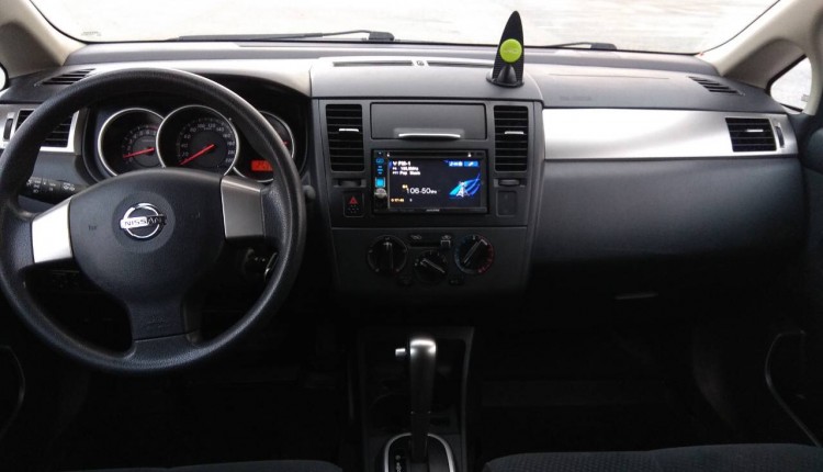 Nissan Tiida Nissan Tiida