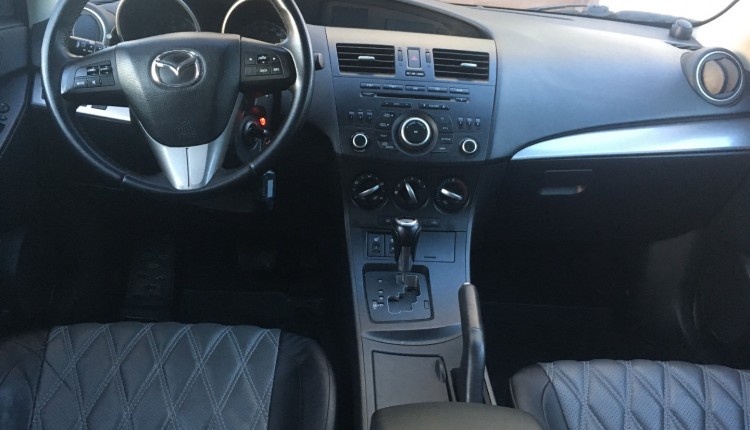 Mazda 3 Mazda 3