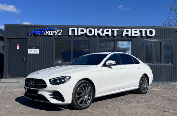 Mercedes-Benz E220 D