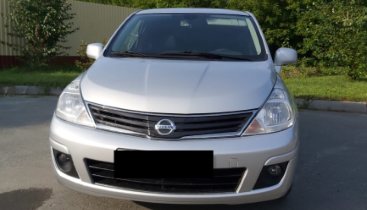 Nissan Tiida Nissan Tiida